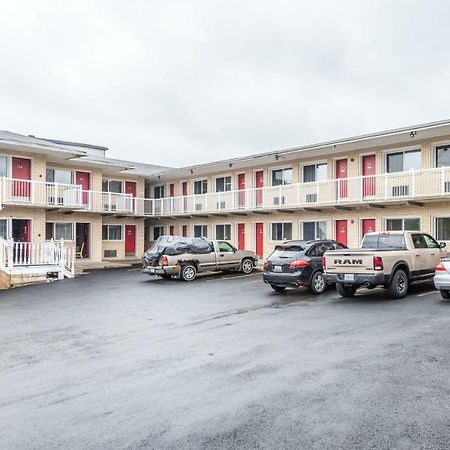 Lake City Motel Halifax Exterior photo